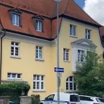 Apartman Fuer Gruppen Und Familien - Grosse Naehe Stadtpark, 4 Schlafzimmer, 2 Baeder, Terrasse, Parkplatz *