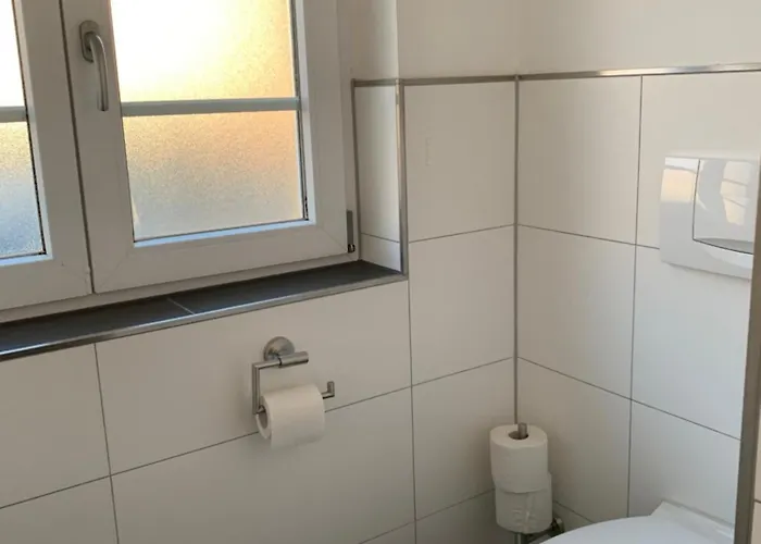 Fuer Gruppen Und Familien - Grosse Naehe Stadtpark, 4 Schlafzimmer, 2 Baeder, Terrasse, Parkplatz * ארפורט